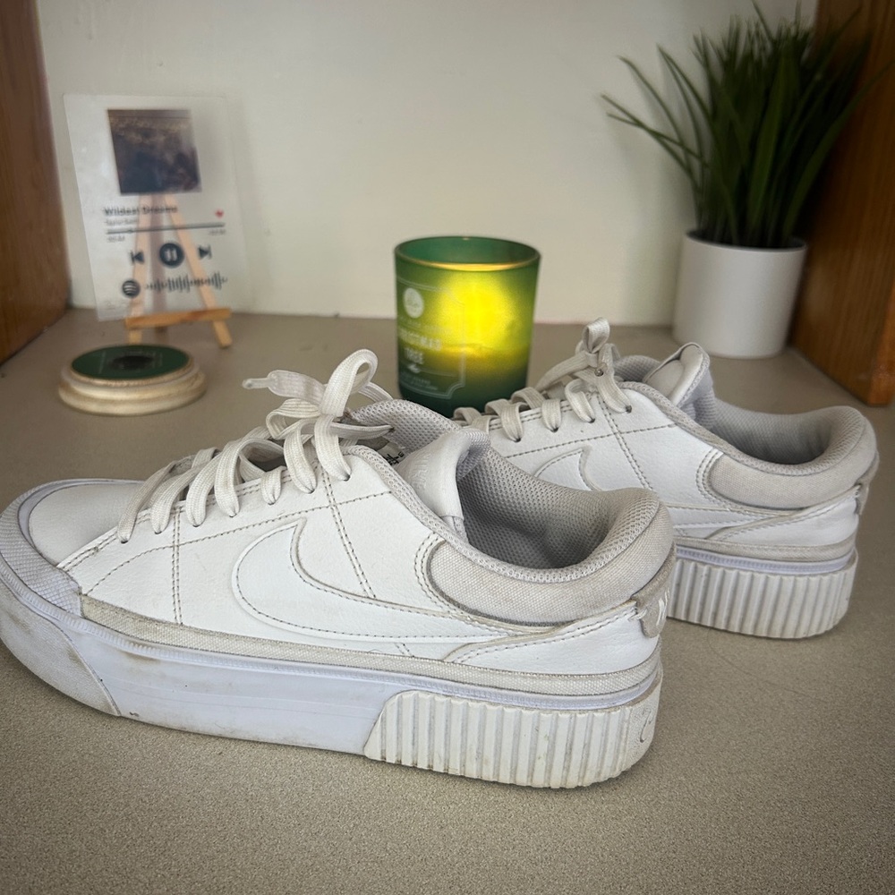 COPY - nike court legacy platform sneaker